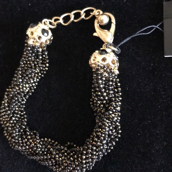 Jewelry - Picture 7 of 8